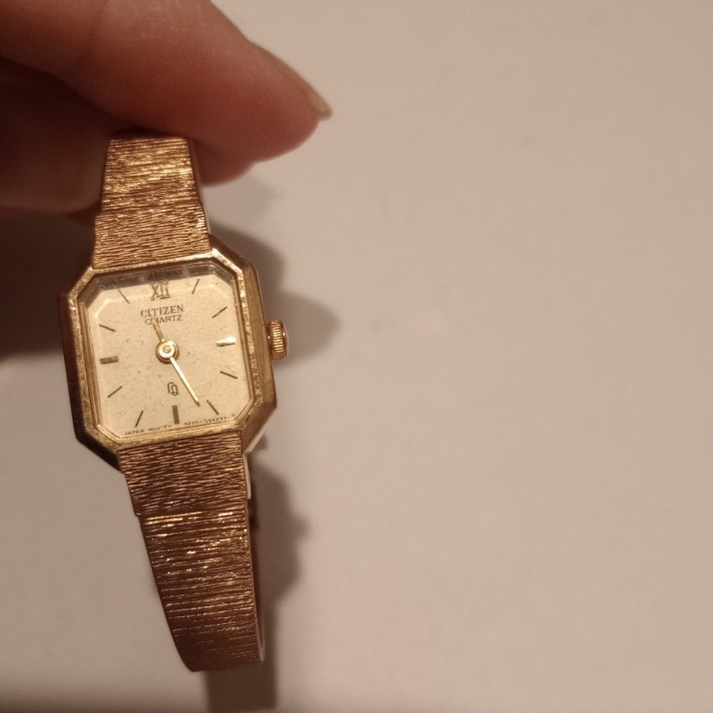 Citizen Women's Gold-Tone Quartz Watch - Picture 2 of 3